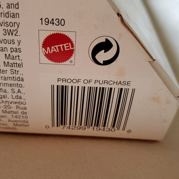 Spring in Tokyo Barbie - Picture 8 of 9